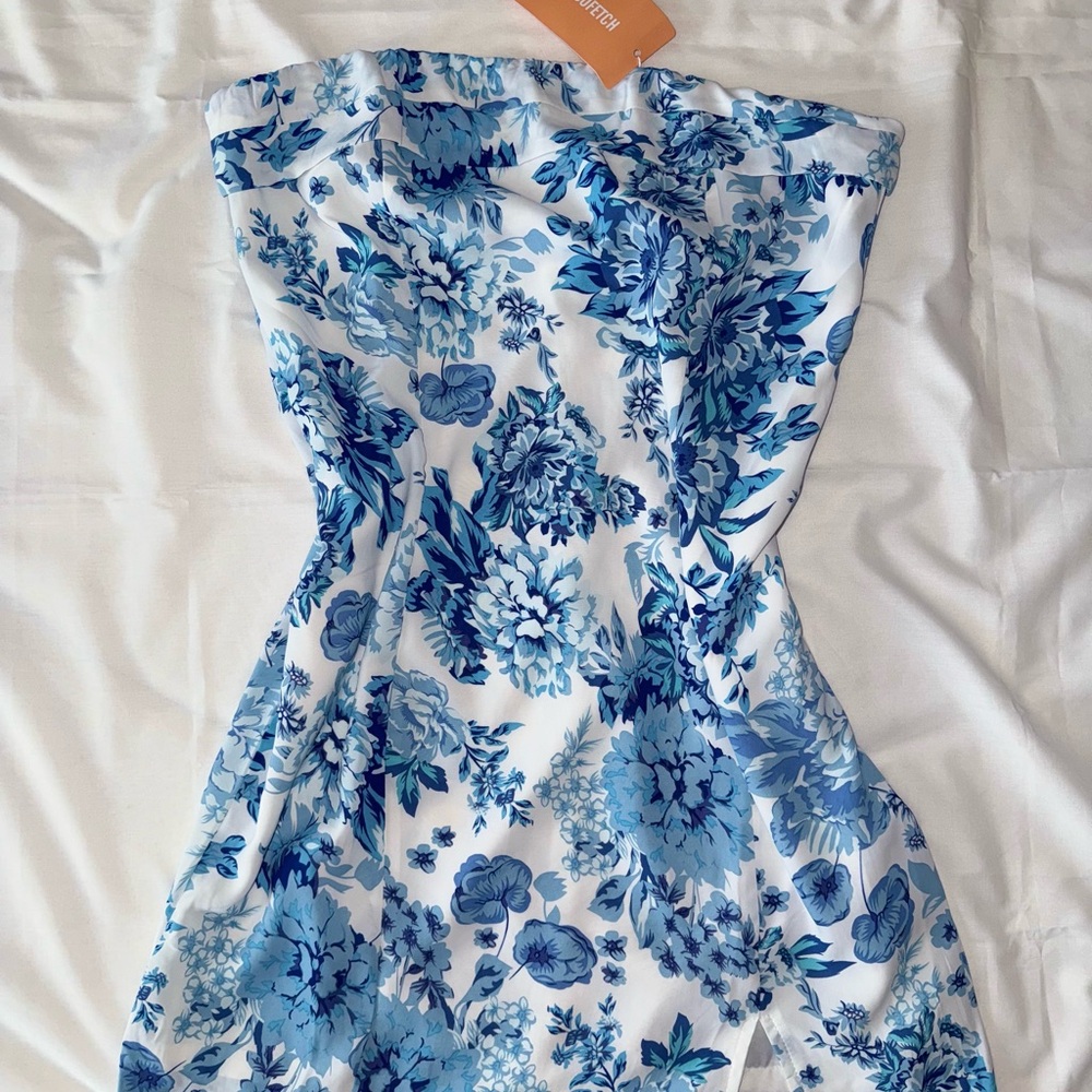 NWT That's So Fetch Blue Floral Strapless Charms Dress